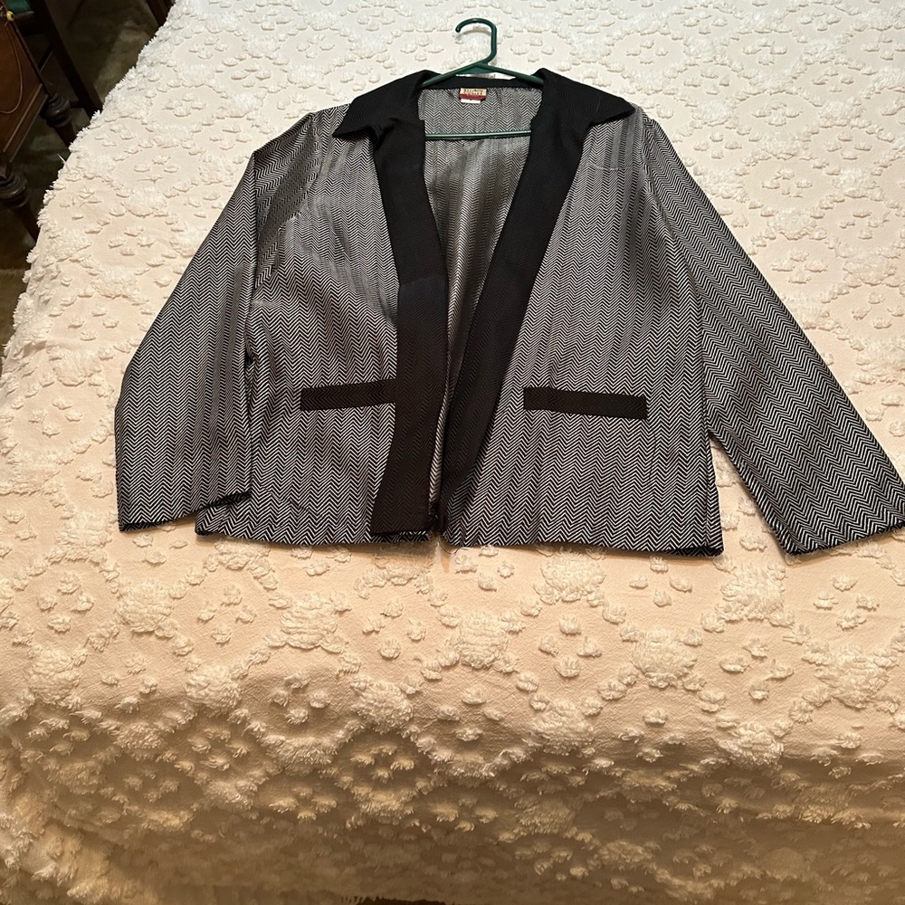 Haband Black and White Chevron Blazer